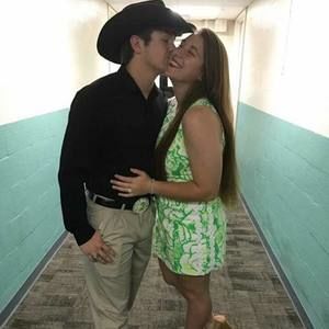 Meet your Posher, Maria